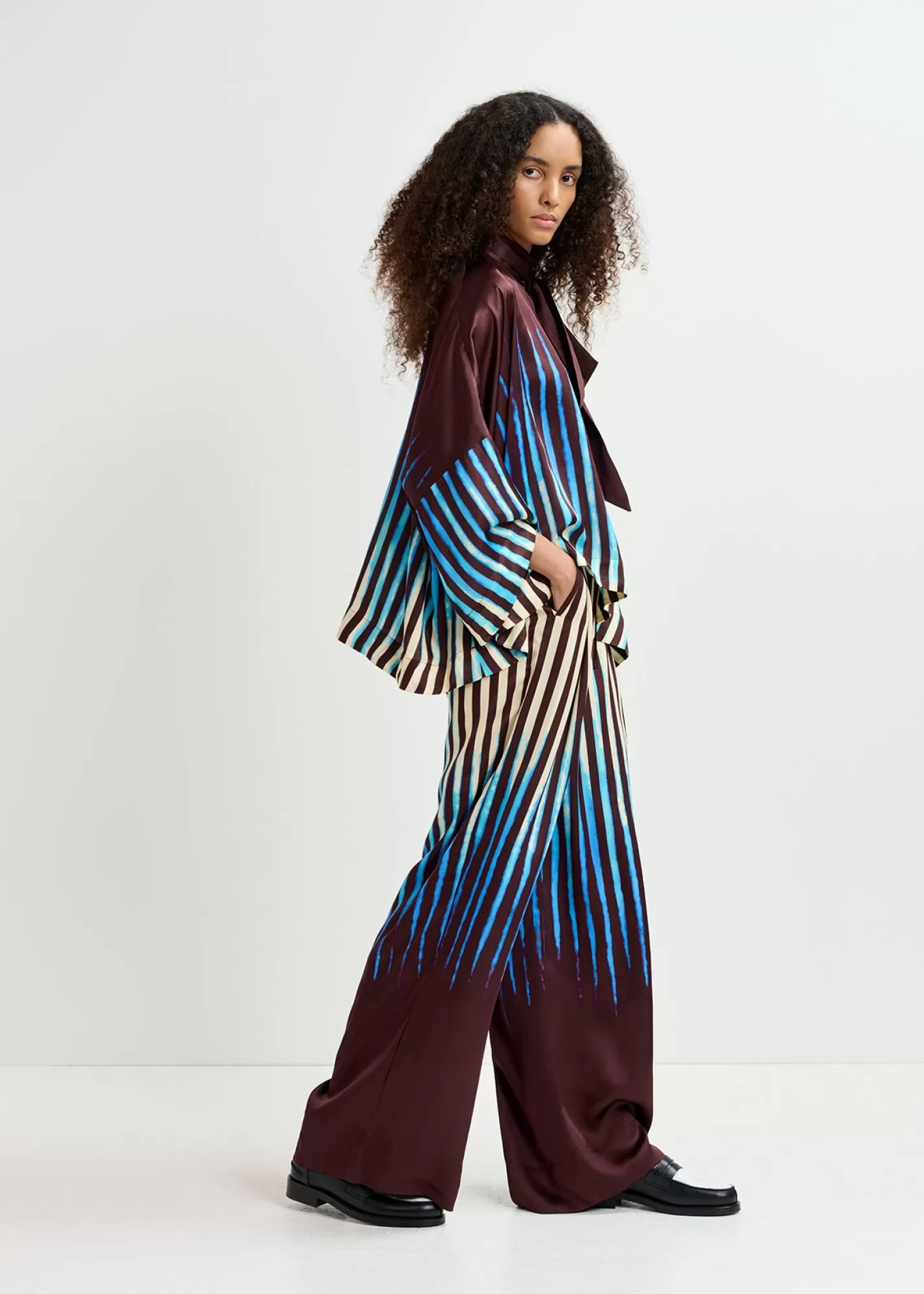 Clearance Brown, blue and ecru oversized top with pussy bow Fall 2024 Collection | Partywear