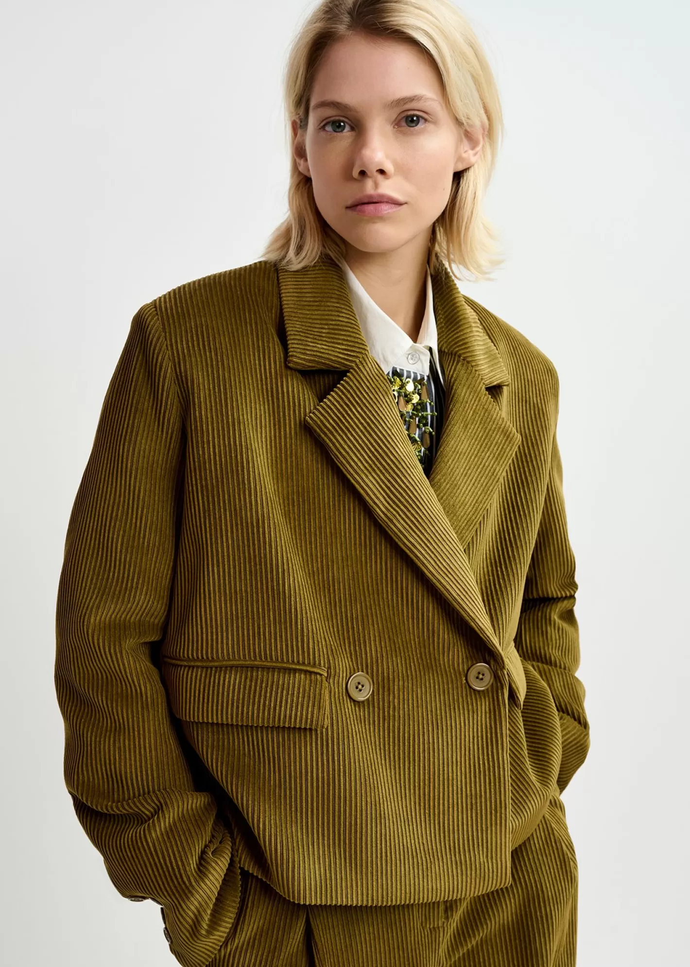 Hot corduroy cropped blazer Fall 2024 Collection | Coats & Jackets