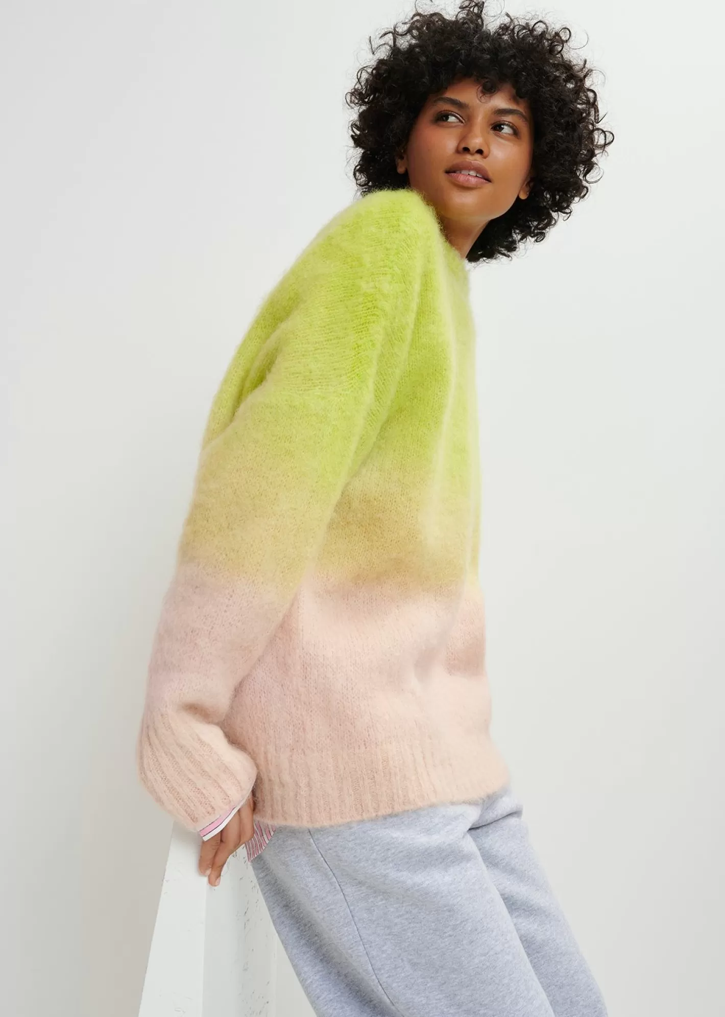Discount Lime green and light pink knit sweater with gradient effect FLUID Collection | Sweaters & Cardigans