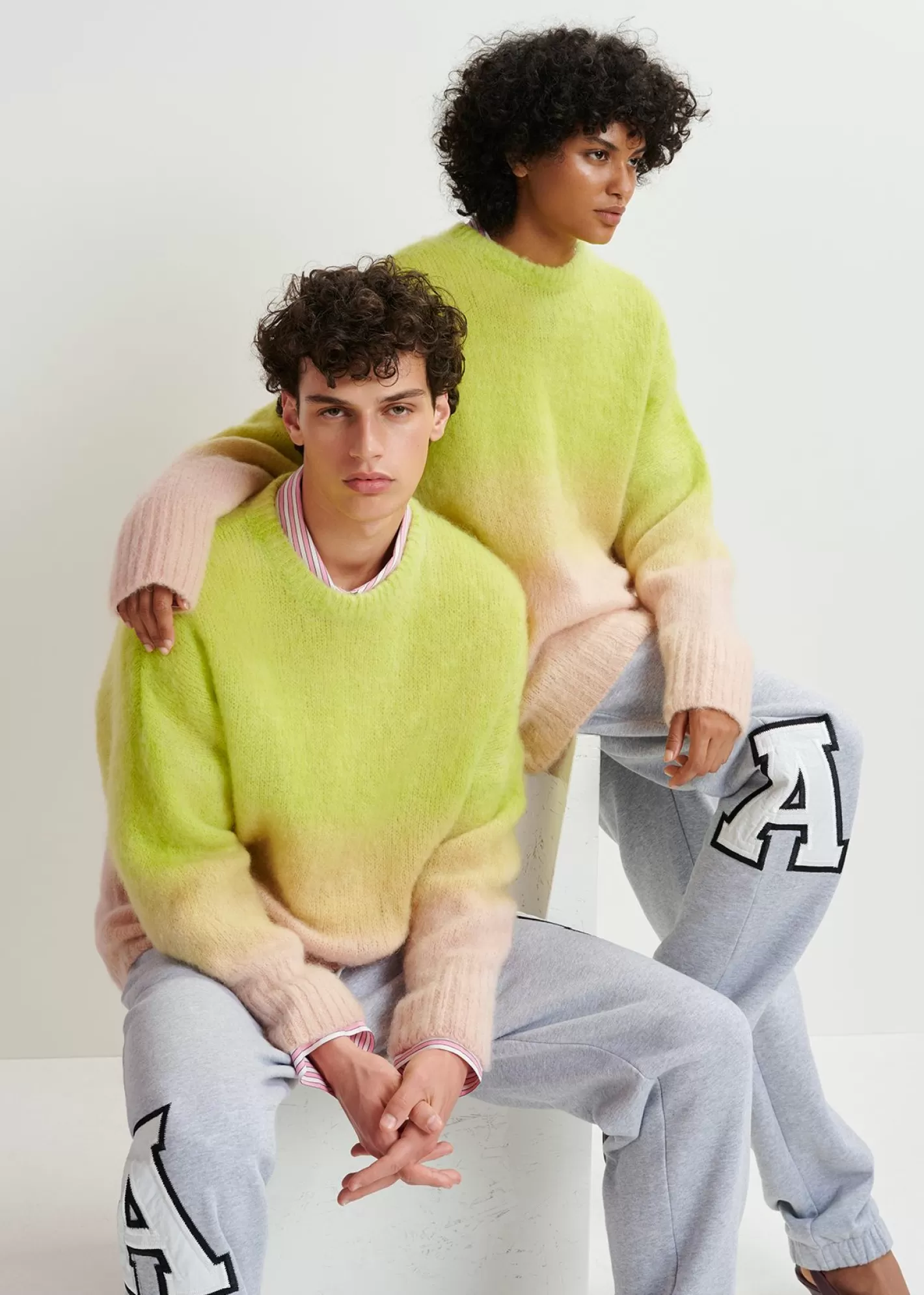 Discount Lime green and light pink knit sweater with gradient effect FLUID Collection | Sweaters & Cardigans
