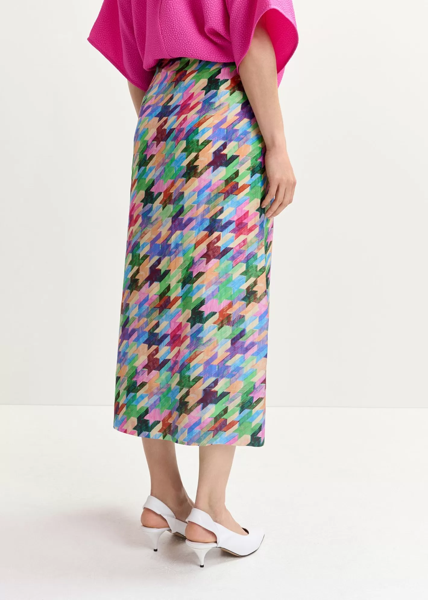 Hot Multicolor silk draped midi skirt with geometric print Fall 2024 Collection | Prints