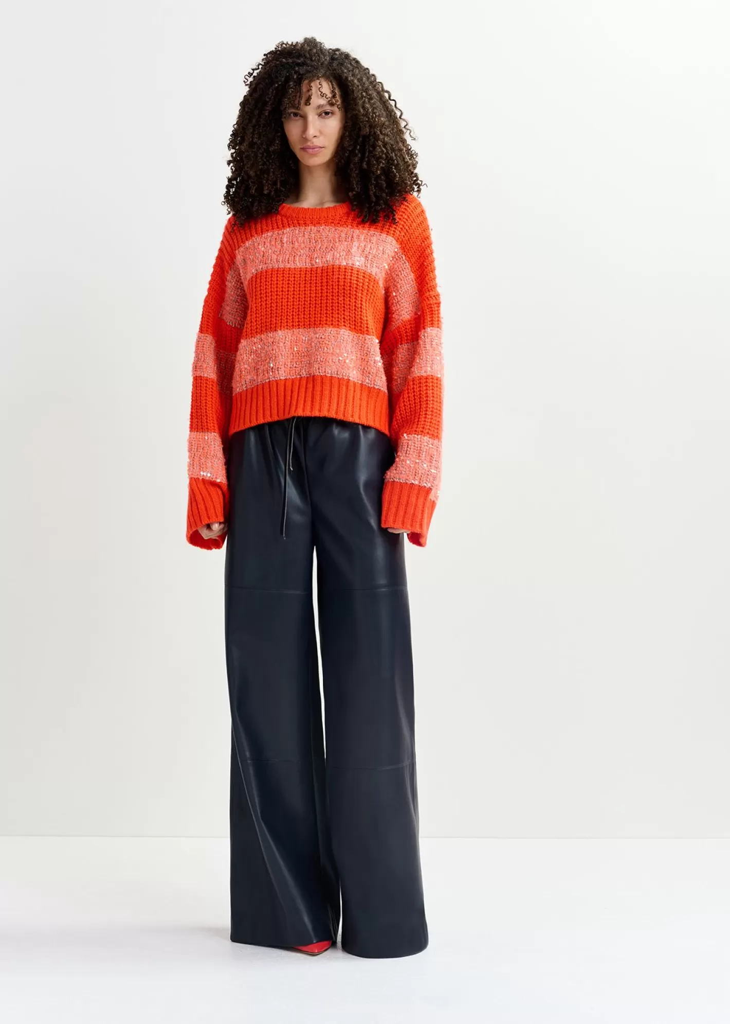 Fashion Navy blue faux leather wide-leg pants Fall 2024 Collection | Pants & Shorts