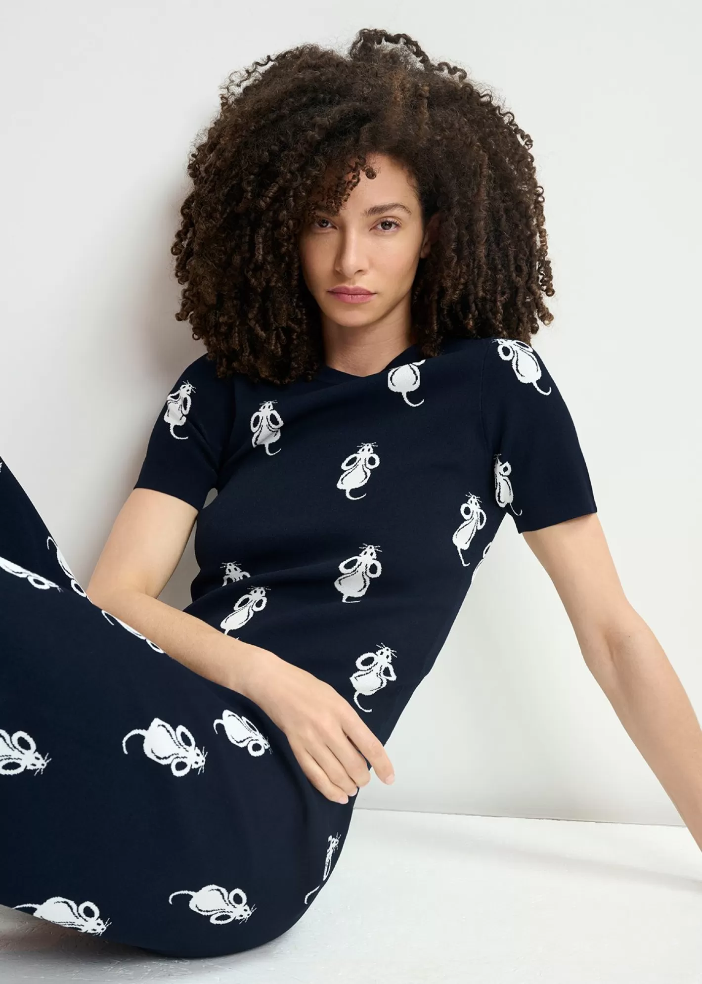 Shop Navy blue short-sleeved knitted top with mice pattern Prints | Sweaters & Cardigans