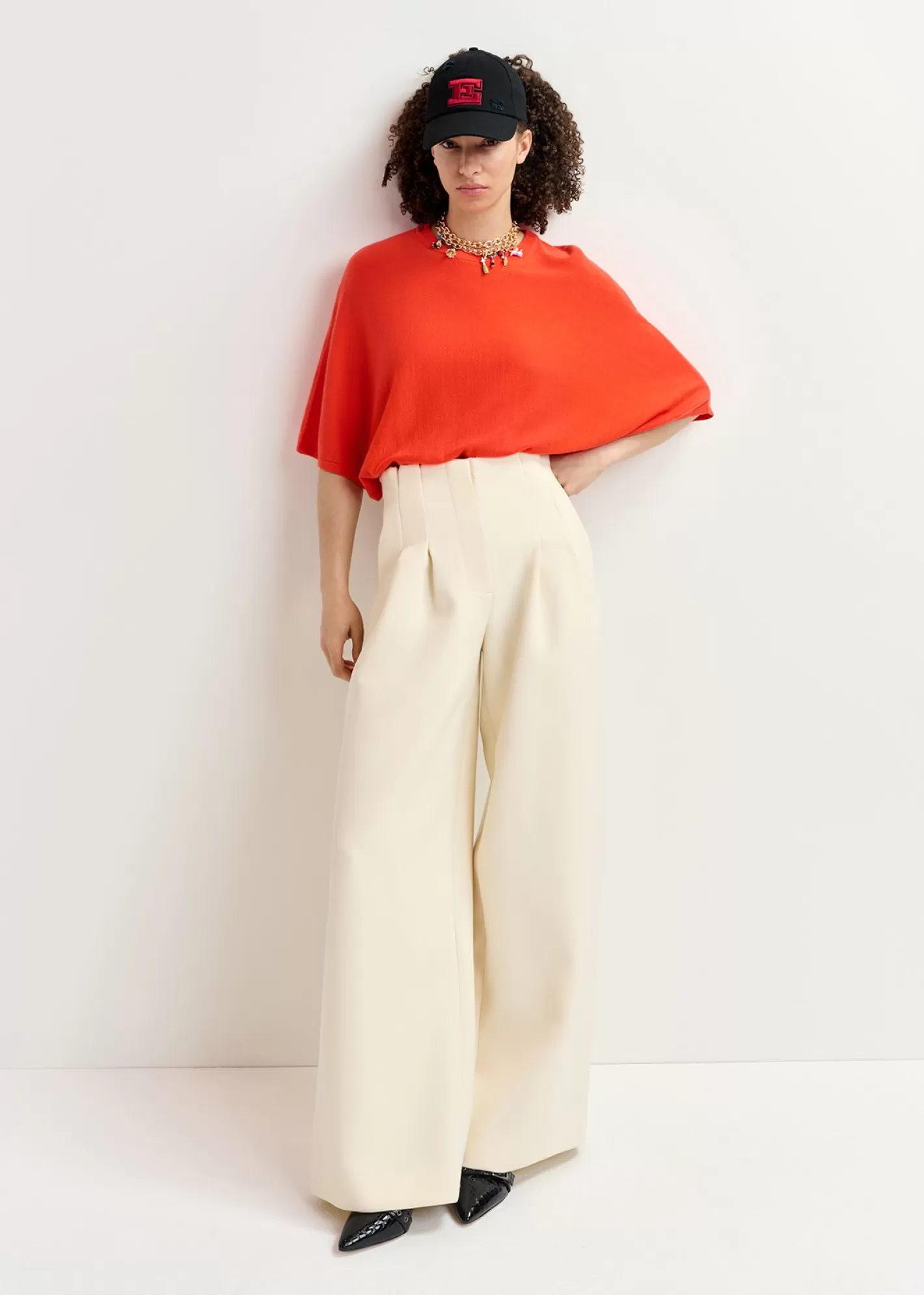 Hot wide-leg pants Fall 2024 Collection | Pants & Shorts