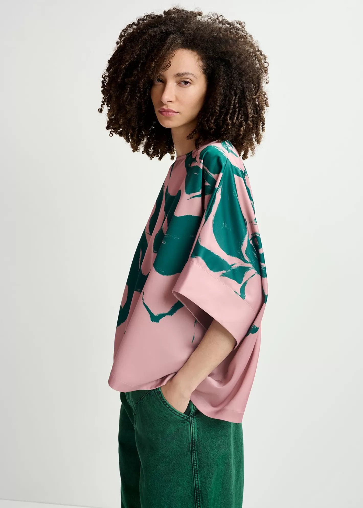 Store Vintage pink oversized top with floral print Fall 2024 Collection | Prints