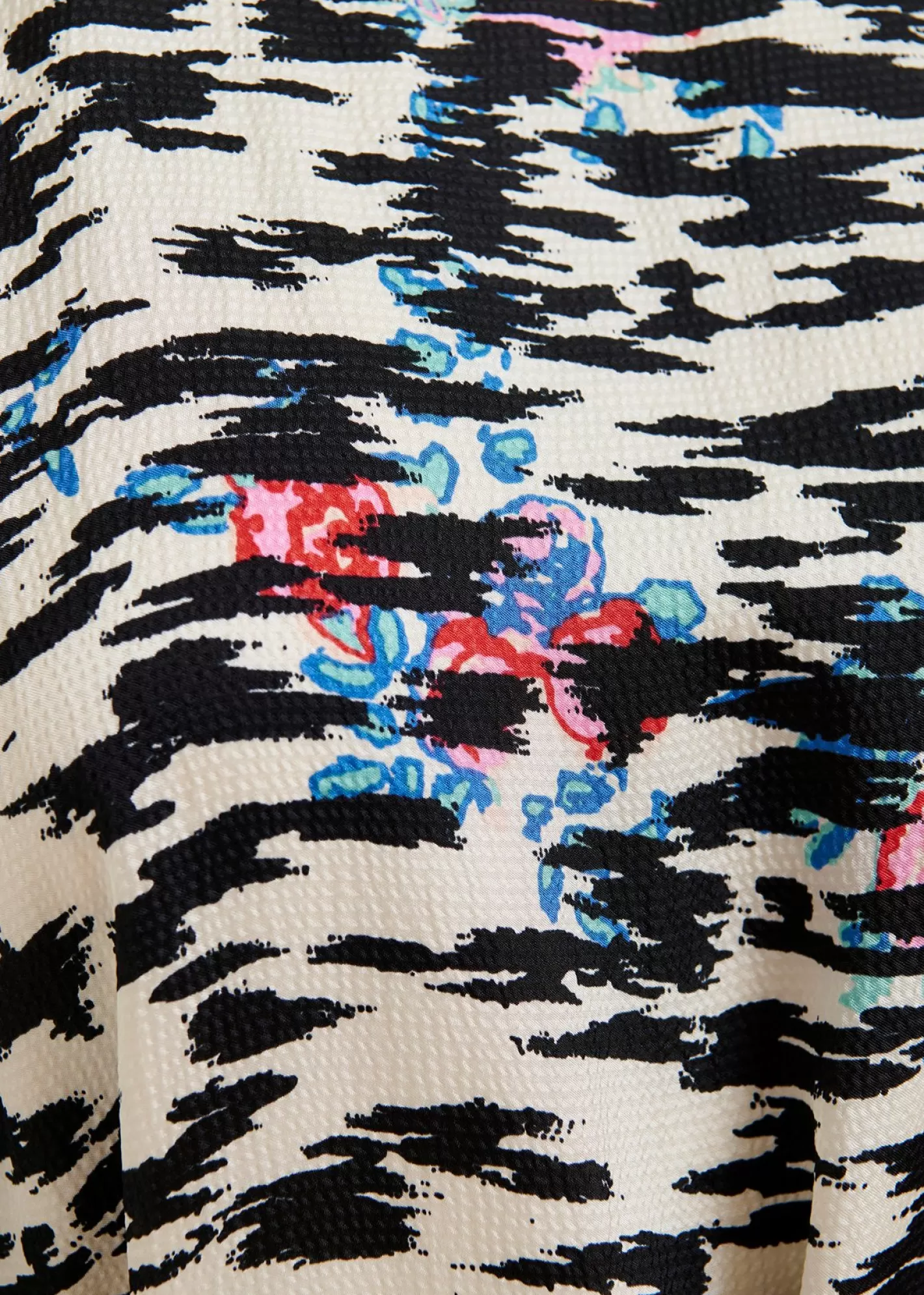 Store White, black and multicolored knee-length dress with graphic print Prints | Dresses